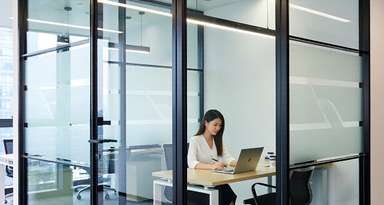 JJ拉門頭份辦公室玻璃隔間鋁框表面處理示意圖